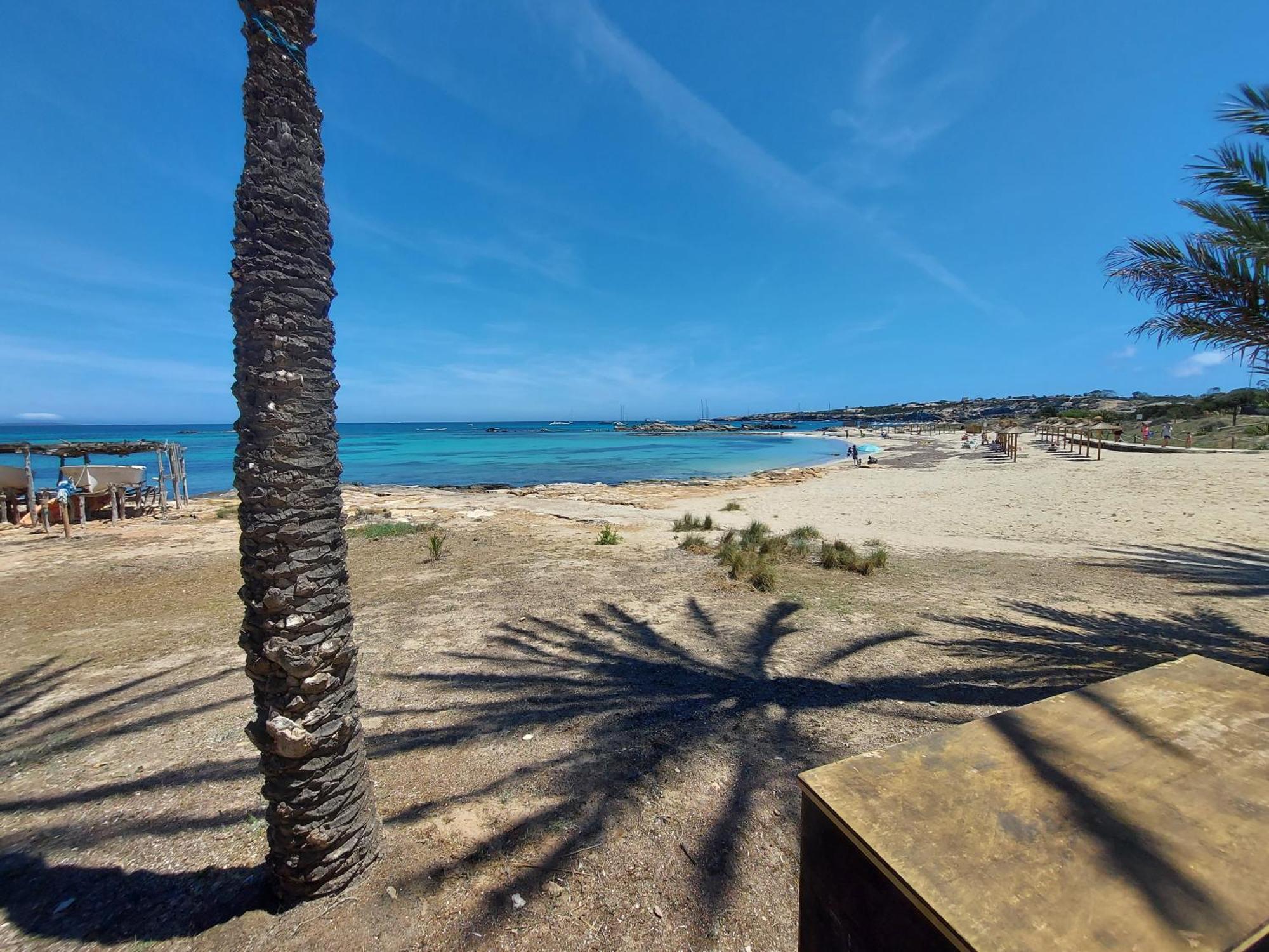 Apartamentos Formentera Copacabana 28 Es Pujols Exterior photo